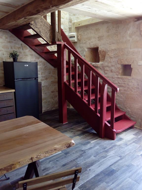 Le Gite Des 3 Saules Saint-Savinien Kültér fotó